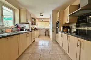 Kitchen- click for photo gallery